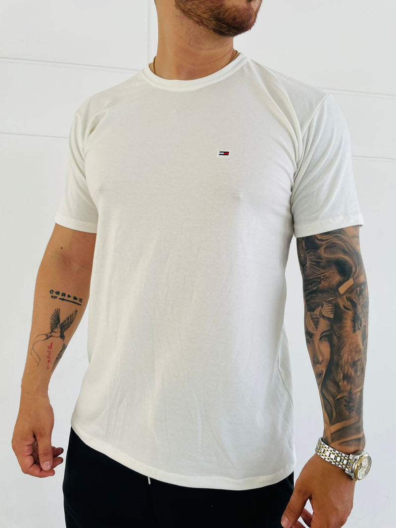 CAMISETA TOMMY